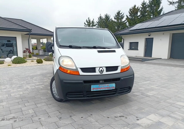 Renault Trafic cena 34900 przebieg: 287000, rok produkcji 2006 z Elbląg małe 704
